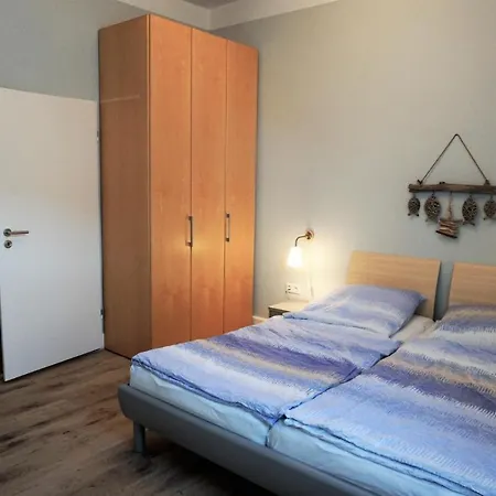 De Vischer Un Sin Fru Apartmán