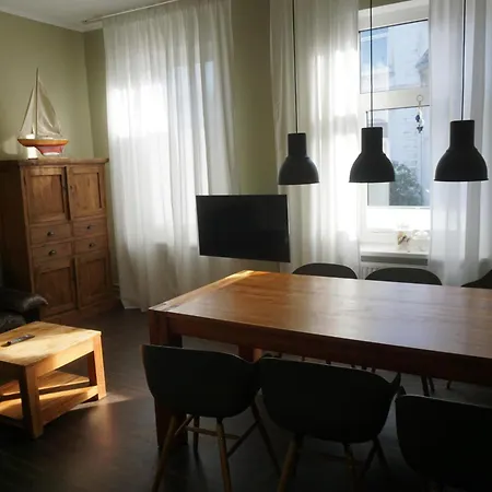 De Vischer Un Sin Fru Apartment Borkum